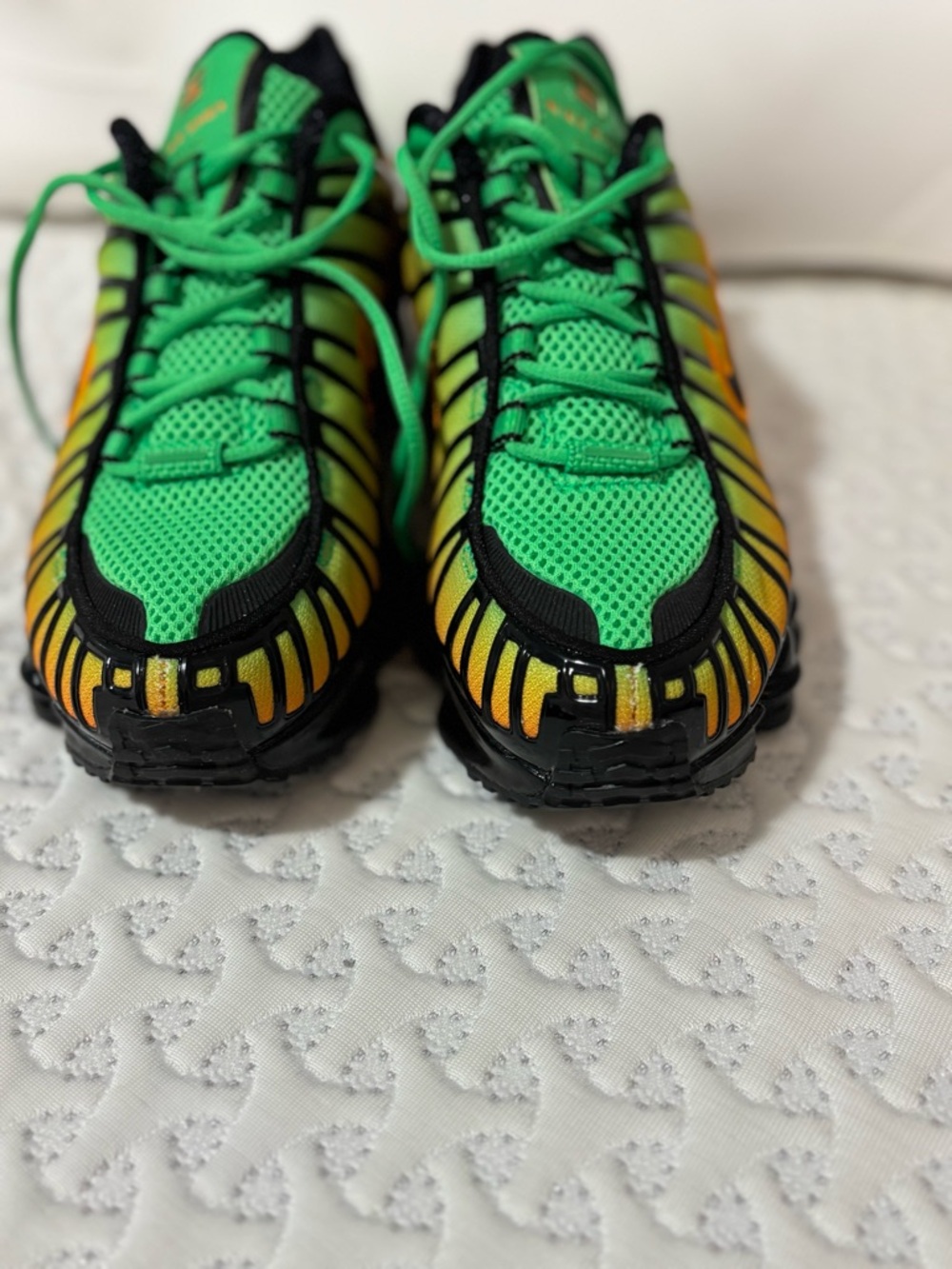 Nike Shox - Picture 4 of 5